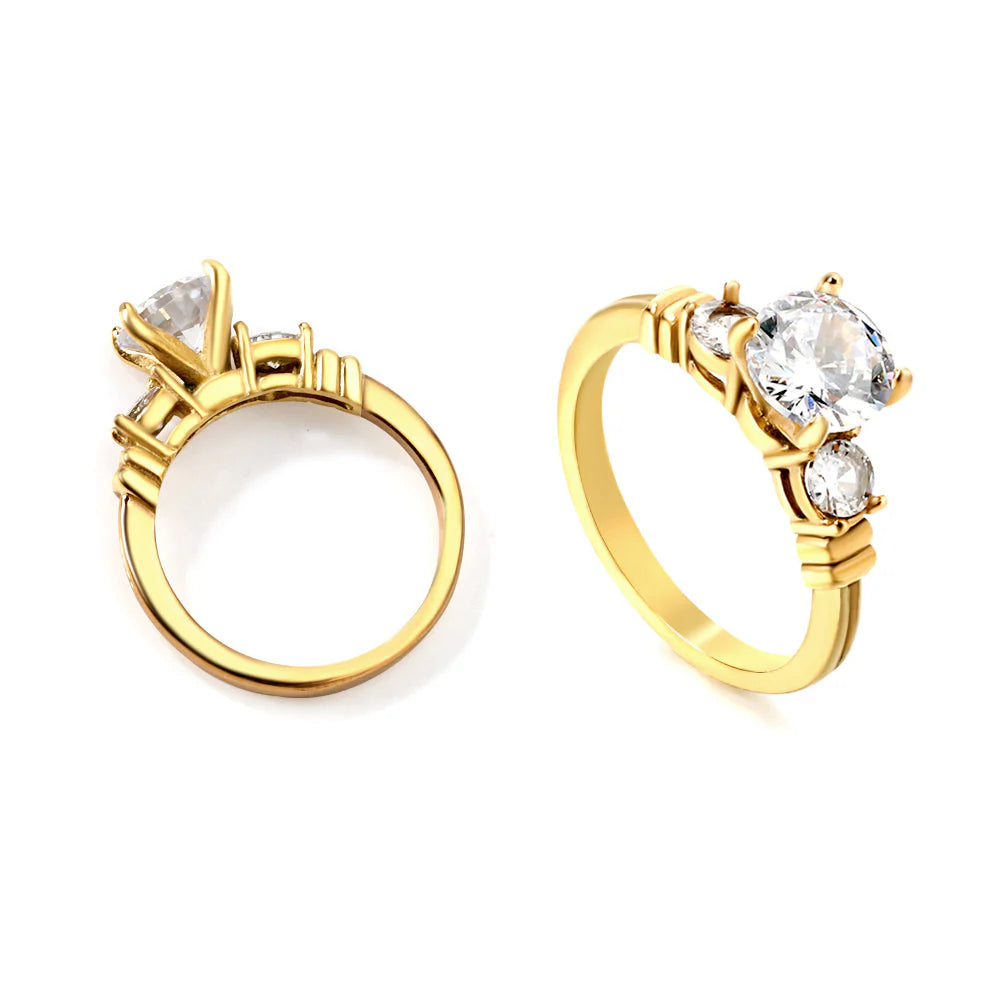 Anello da donna in acciaio inossidabile di alta qualità, stile lusso leggero, con diamanti incastonati. Gioielli in acciaio inossidabile di alta qualità.